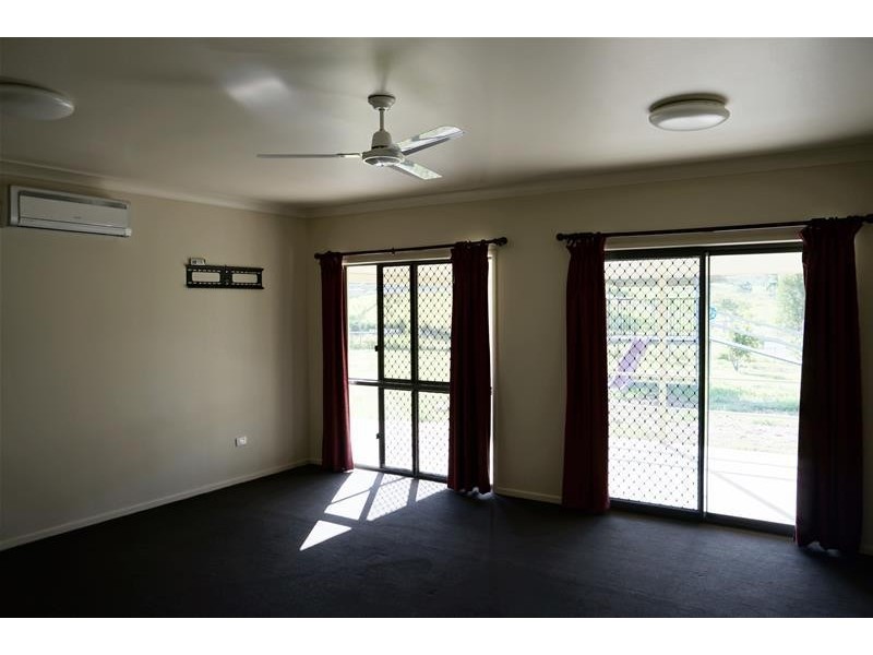 9 Lawries Road, Sarina Range QLD 4737