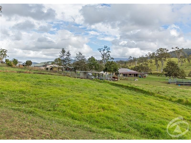 9 Lawries Road, Sarina Range QLD 4737