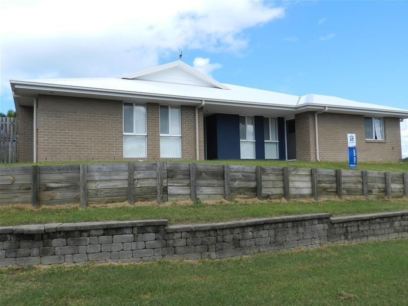 25 Morris Street, Campwin Beach QLD 4737