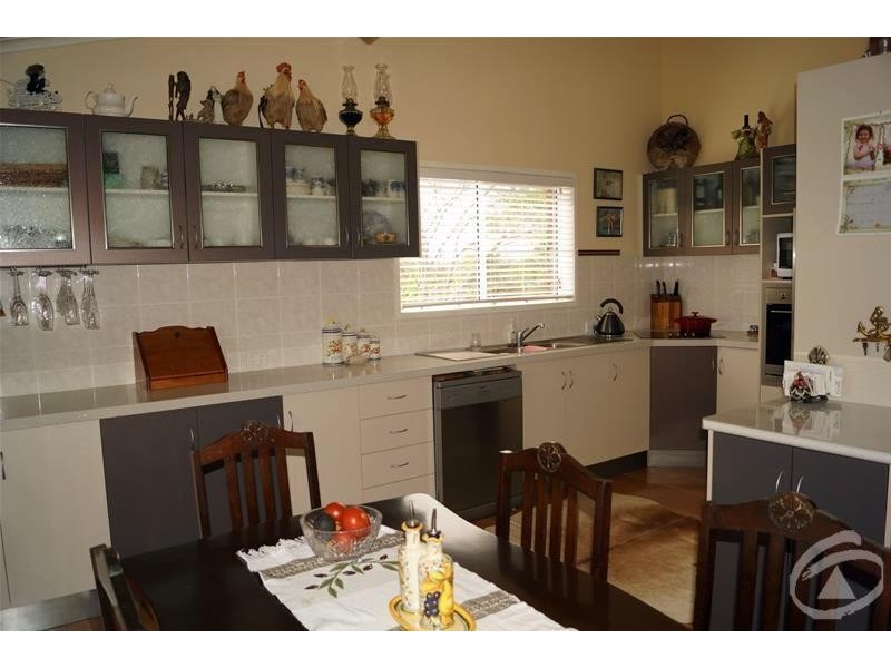 2 Antoney Lane, Sarina Beach QLD 4737