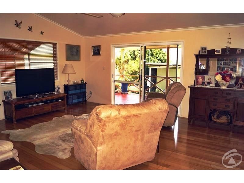 2 Antoney Lane, Sarina Beach QLD 4737