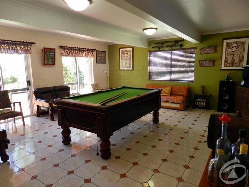 2 Antoney Lane, Sarina Beach QLD 4737