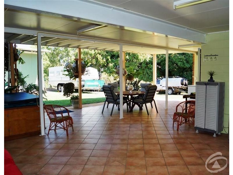 2 Antoney Lane, Sarina Beach QLD 4737