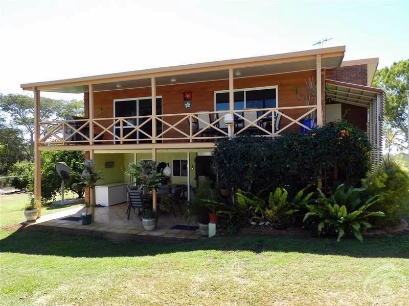 2 Antoney Lane, Sarina Beach QLD 4737