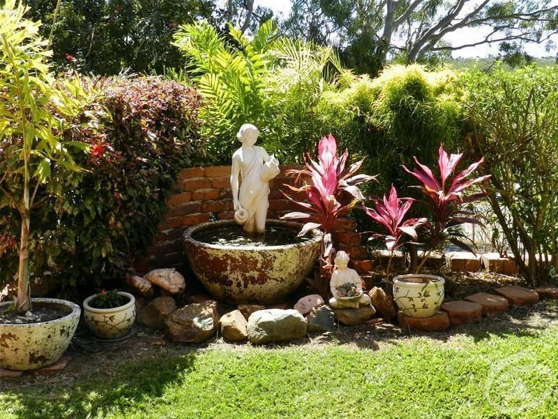 2 Antoney Lane, Sarina Beach QLD 4737