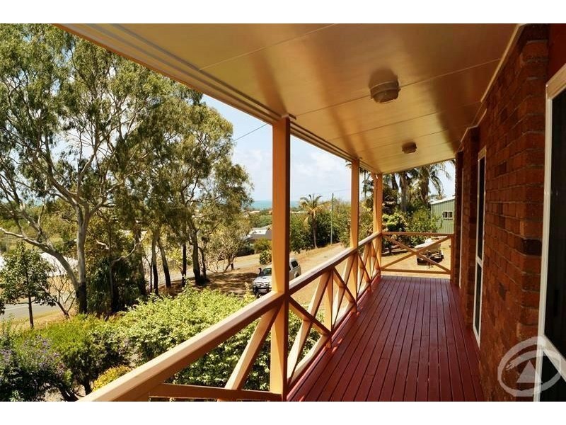 2 Antoney Lane, Sarina Beach QLD 4737