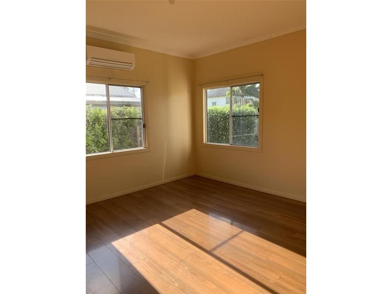 13 East Street, Sarina QLD 4737