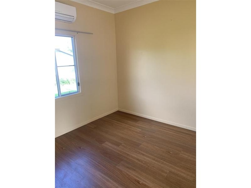 13 East Street, Sarina QLD 4737