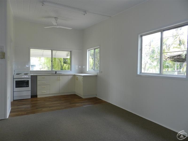 30 McCarthy Street, Hay Point QLD 4740