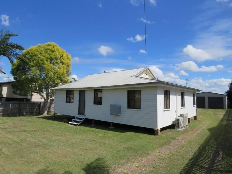 49 Beach Road, Sarina QLD 4737