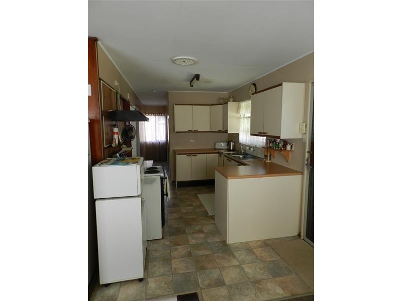 61 Melba Street, Armstrong Beach QLD 4737