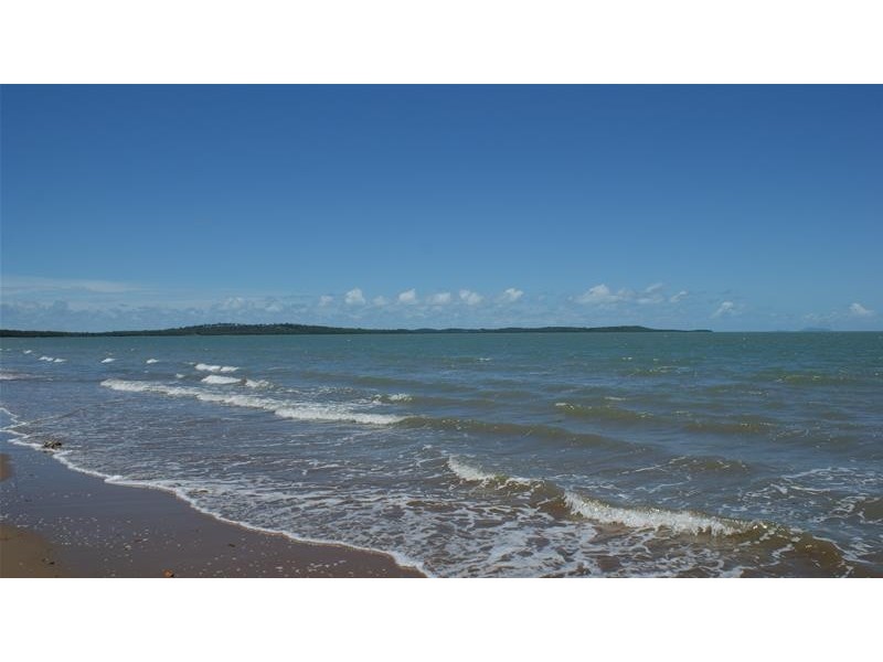 61 Melba Street, Armstrong Beach QLD 4737