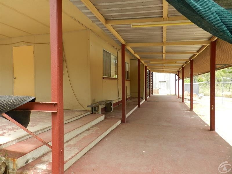 27 Flaggy Rock Road, Carmila QLD 4739