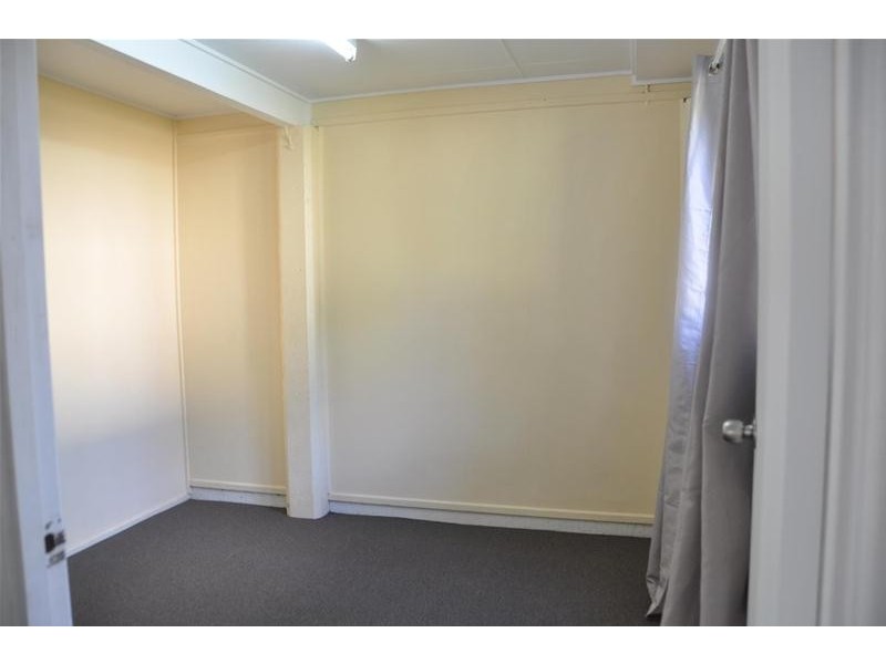 2 Goonyella Avenue, Sarina QLD 4737