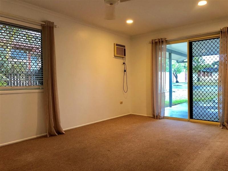 45 Mansfield Drive, Beaconsfield QLD 4740