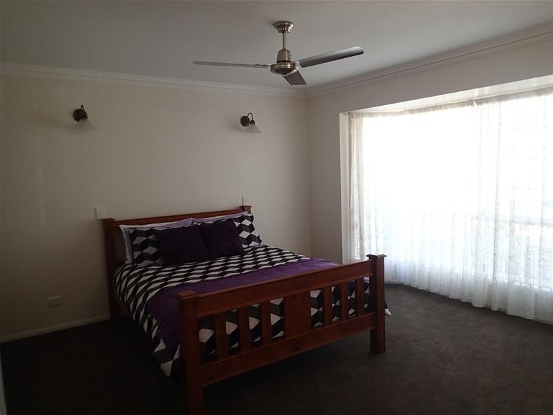 12 Nathan Court, Beaconsfield QLD 4740