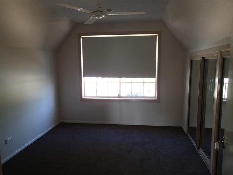 12 Nathan Court, Beaconsfield QLD 4740