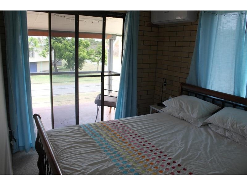 111 Zelma Street, Grasstree Beach QLD 4740