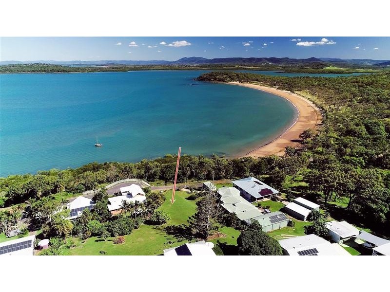 16 Ferries Terrace, Sarina Beach QLD 4737