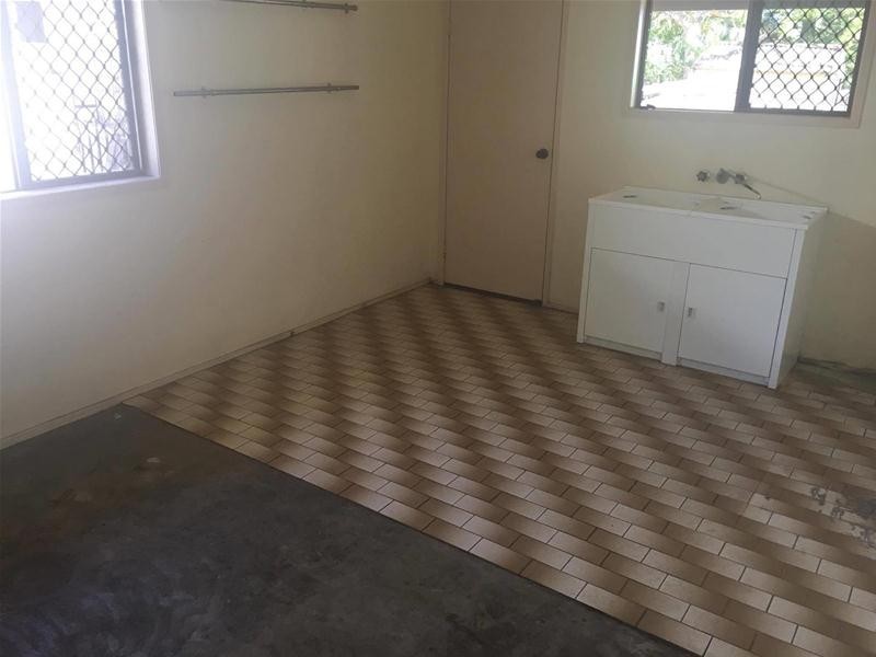 60 Edmunds Avenue, Hay Point QLD 4740