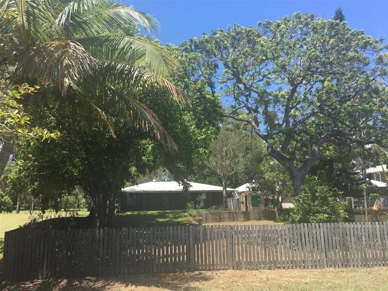 60 Edmunds Avenue, Hay Point QLD 4740