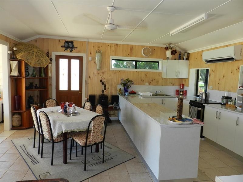 2 Westcott Avenue, Campwin Beach QLD 4737