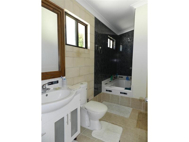 2 Westcott Avenue, Campwin Beach QLD 4737