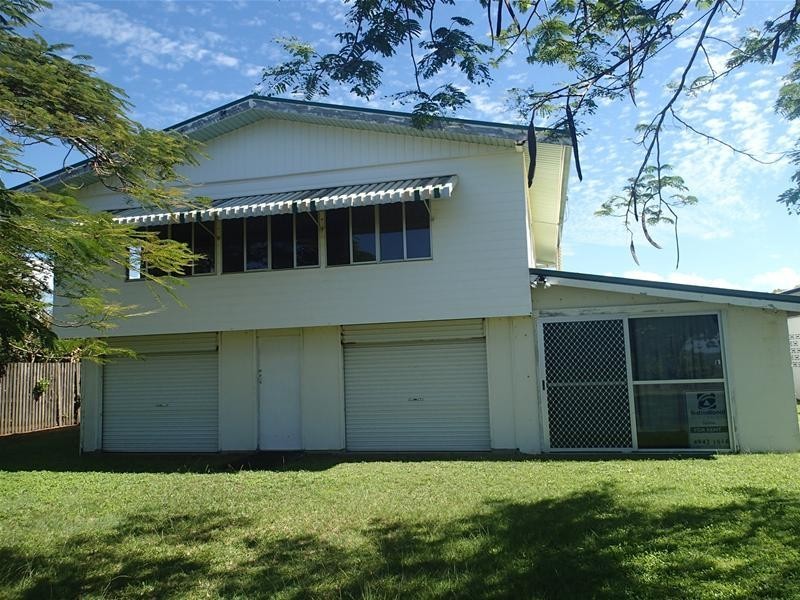 74 The Esplanade, Grasstree Beach QLD 4740