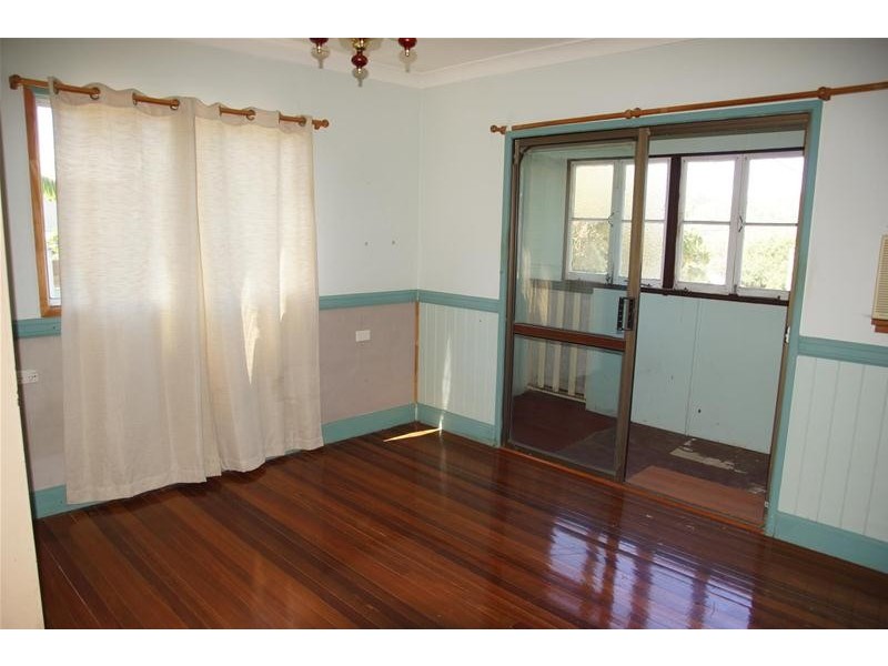 20 Hill Street, Sarina QLD 4737