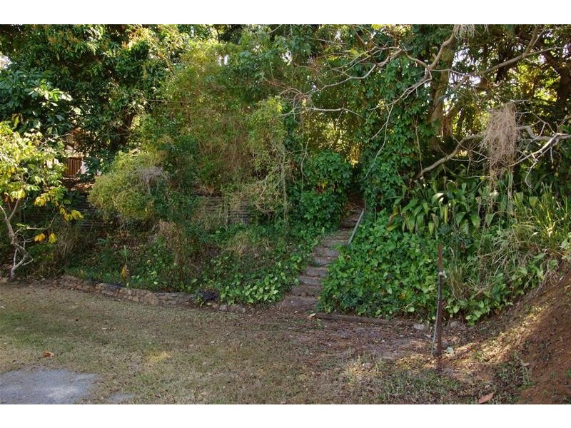 20 Hill Street, Sarina QLD 4737