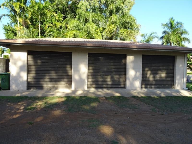 56 Edmunds Avenue, Hay Point QLD 4740