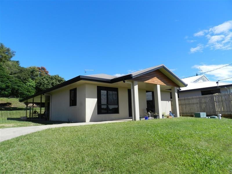 25 Brooksfield Drive, Sarina Beach QLD 4737