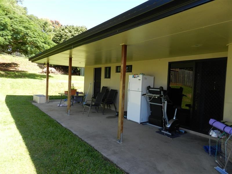 25 Brooksfield Drive, Sarina Beach QLD 4737