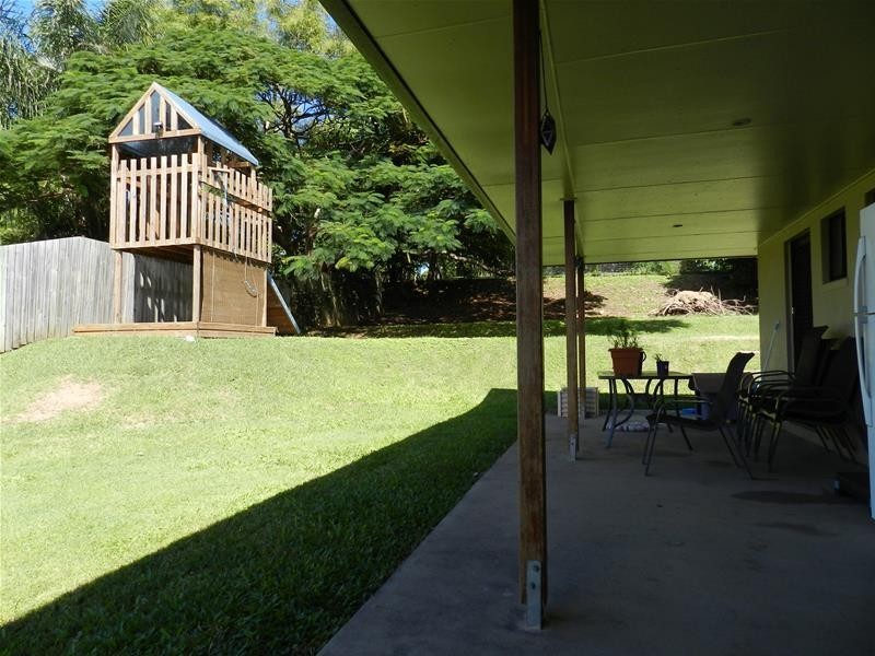 25 Brooksfield Drive, Sarina Beach QLD 4737