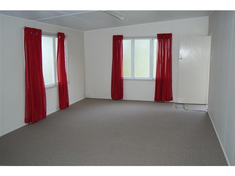 35 Brewers Road, Sarina QLD 4737