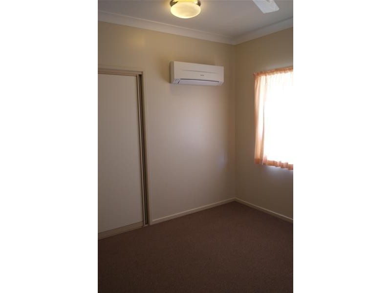 8 Rhonda Court, Andergrove QLD 4740