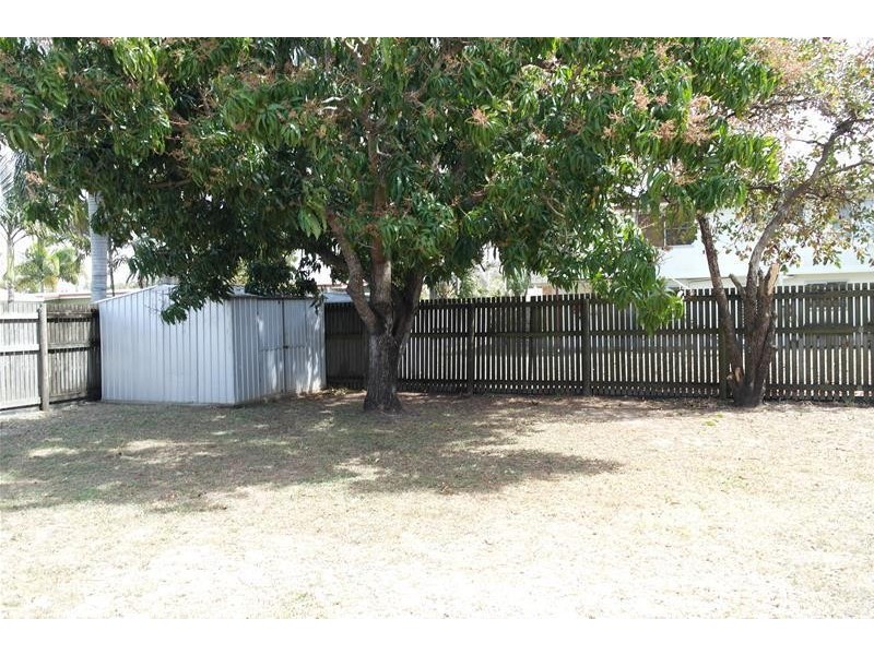 8 Rhonda Court, Andergrove QLD 4740