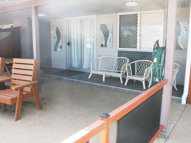 3/36 The  Esplanade, Grasstree Beach QLD 4740