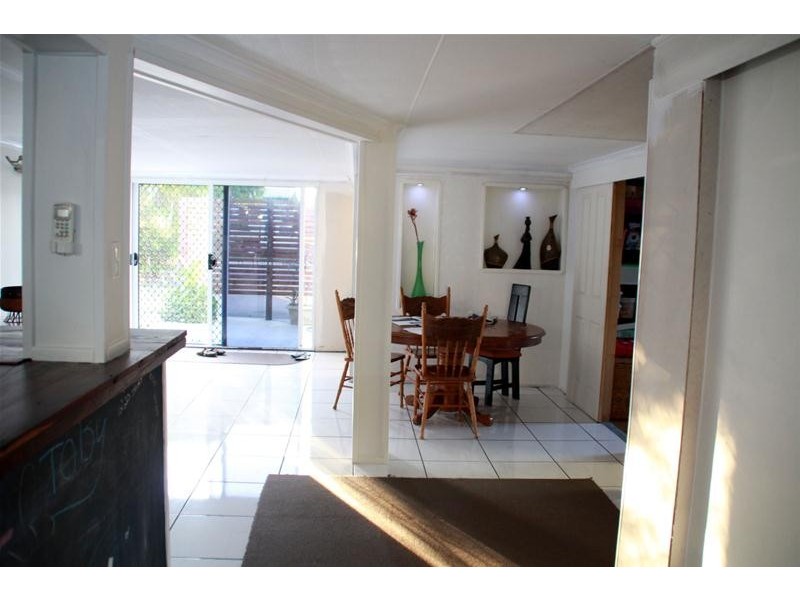 32 Place Avenue, Sarina QLD 4737