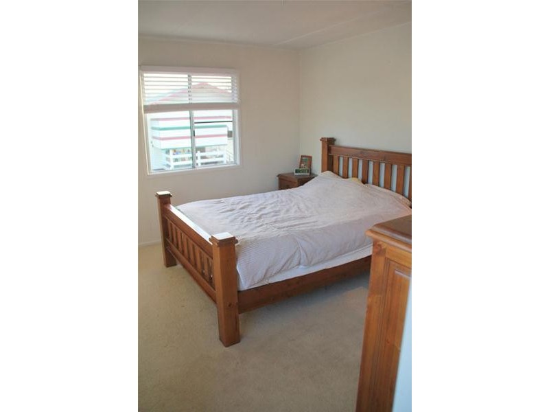 32 Place Avenue, Sarina QLD 4737