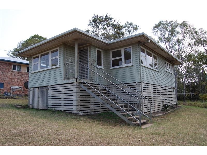 4 Gurnett Street, Sarina QLD 4737