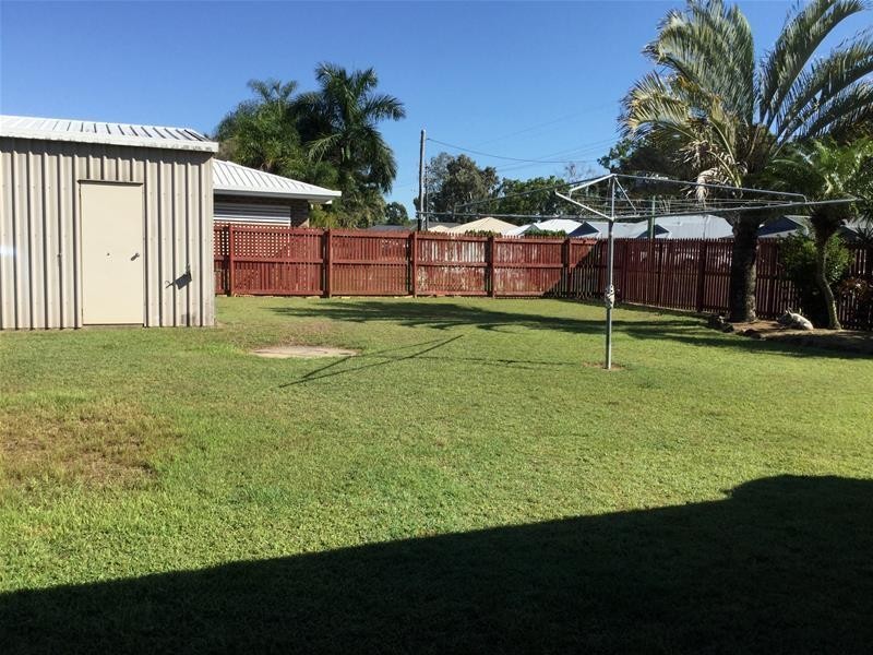2 Rankin Court, Armstrong Beach QLD 4737