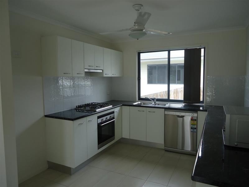 3/36 Kemmis Street, Nebo QLD 4742