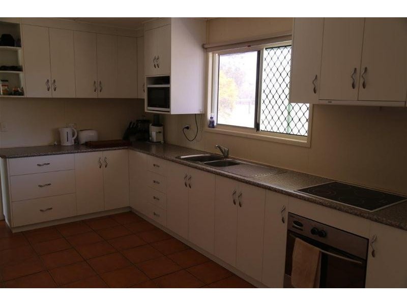 193 Airstrip Road, Nebo QLD 4742