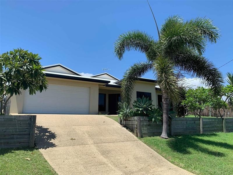 41 Brooksfield Drive, Sarina Beach QLD 4737