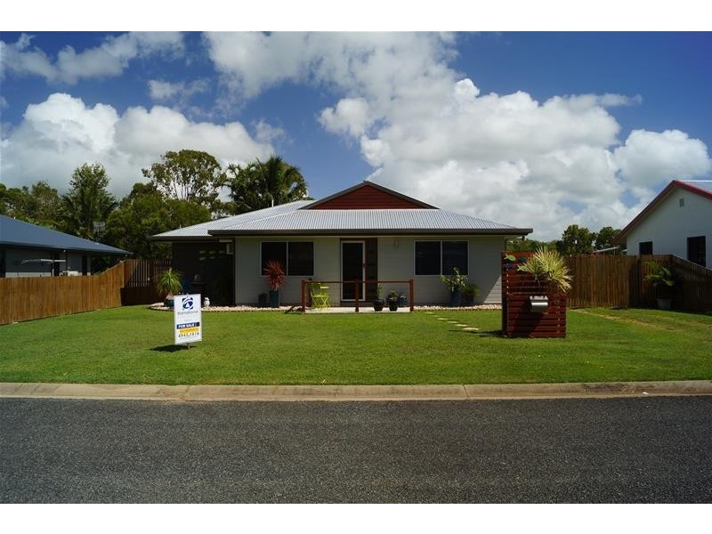 6 Rasmussen Court, Armstrong Beach QLD 4737
