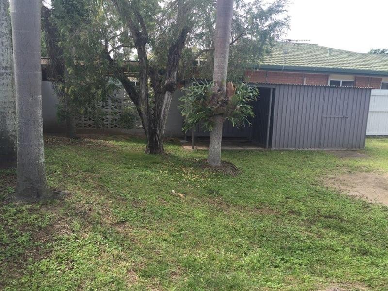 9 Brampton Avenue, Bucasia QLD 4750