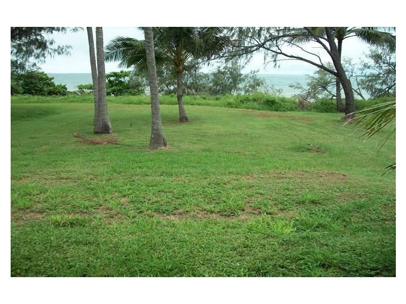 15 Rasmussen Avenue, Hay Point QLD 4740