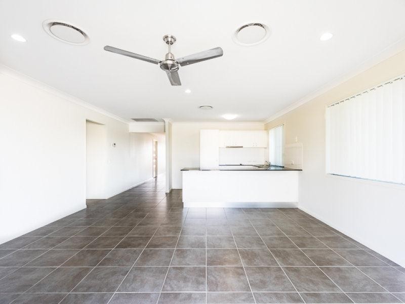 19 Galleon Circuit, Shoal Point QLD 4750