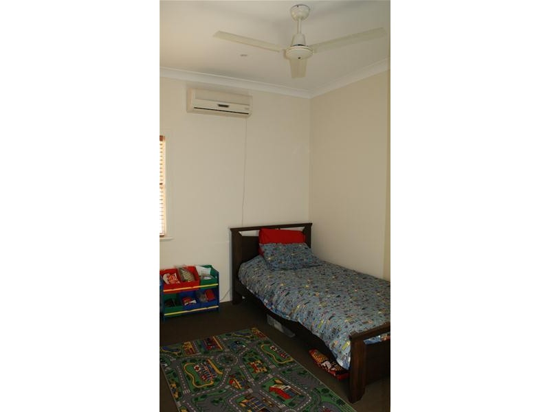 1 Deguara Avenue, Armstrong Beach QLD 4737